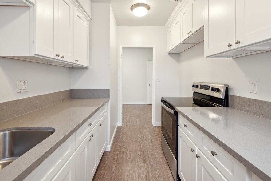 Building Photo - 15739 Francisquito Ave