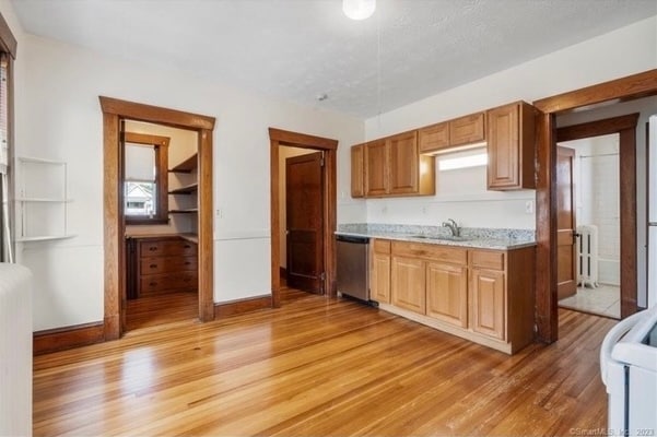 Building Photo - 19 Kingston St