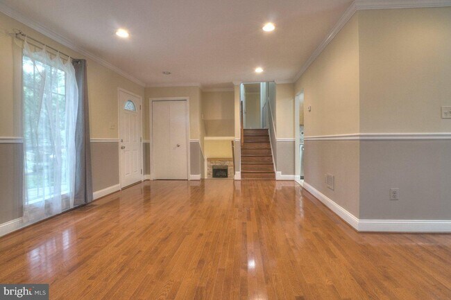 Building Photo - 2405 Earlsgate Ct