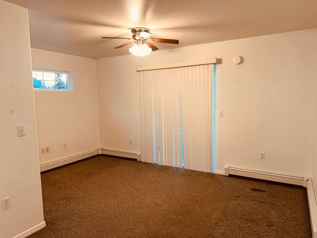 Building Photo - 2751 S Donovan Dr