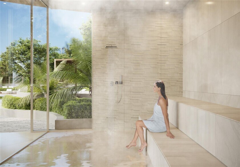 Building Photo - 700 NE 24th St