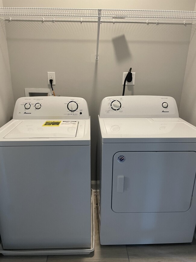 Building Photo - 1179 Commonwealth Cir