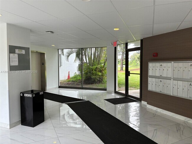 Building Photo - 16141 Blatt Blvd
