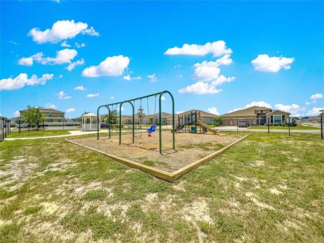 Building Photo - 8142 SW 59th Ave