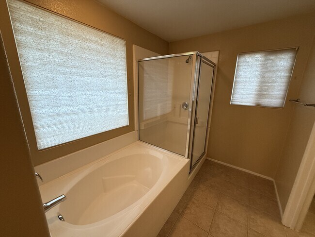 Building Photo - 12260 Primavera Way