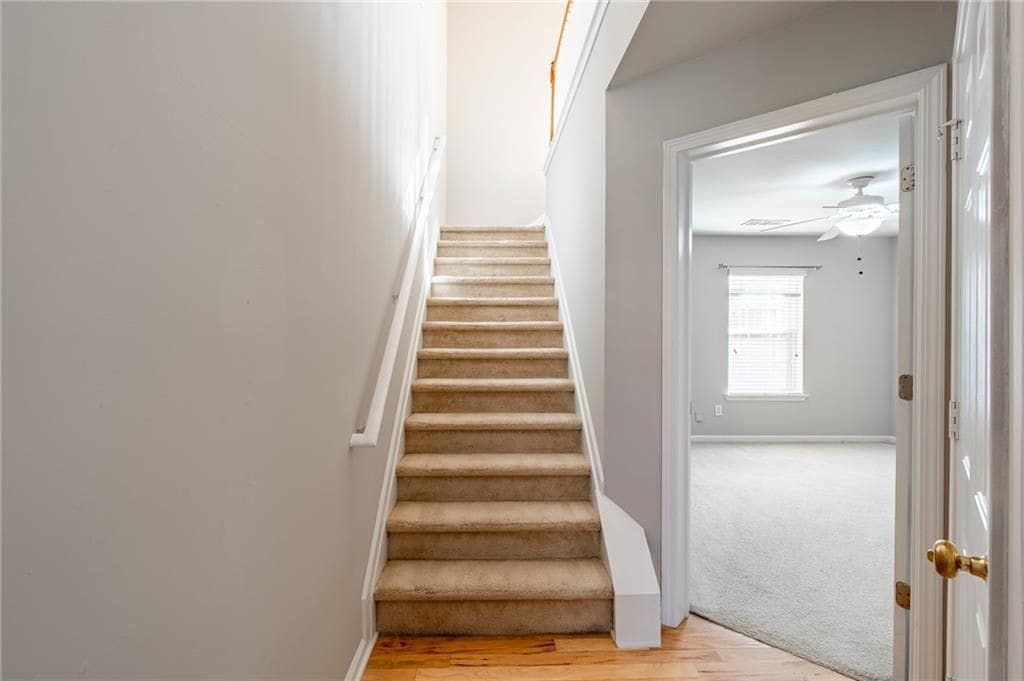 Building Photo - 2190 Landing Walk Dr