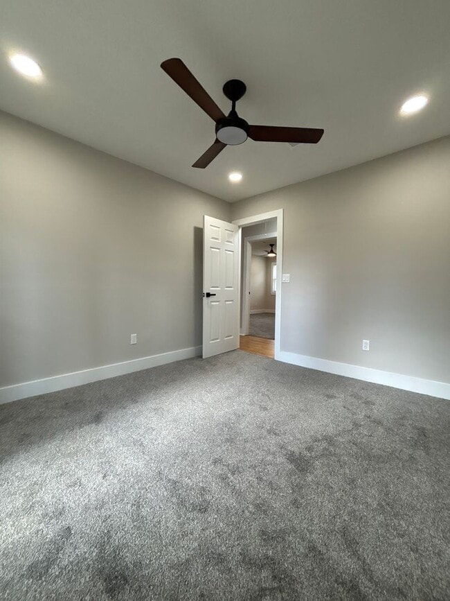 Building Photo - 414 Indian Trail