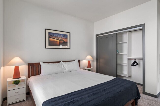 Building Photo - 6160 N Rural St