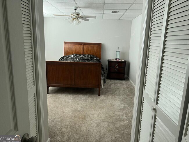 Building Photo - 638 Oberlochen Way