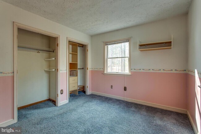 Building Photo - 12225 Tall Pines Ct