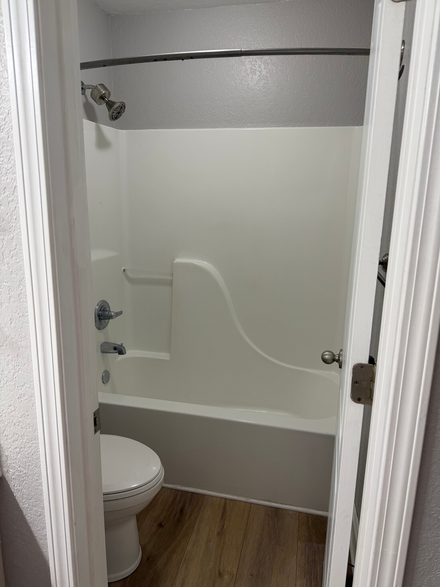 Building Photo - 2201 Scenic Hwy