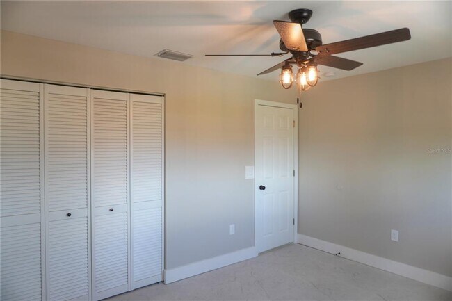 Building Photo - 8535 Blind Pass Dr