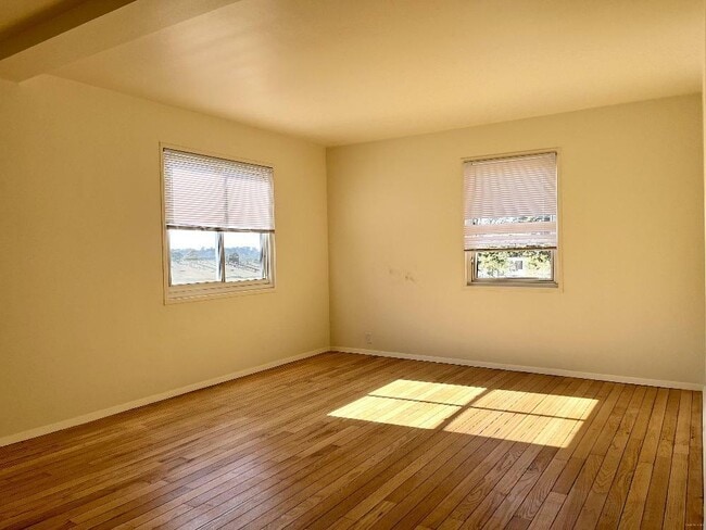 Building Photo - 207 Font Blvd