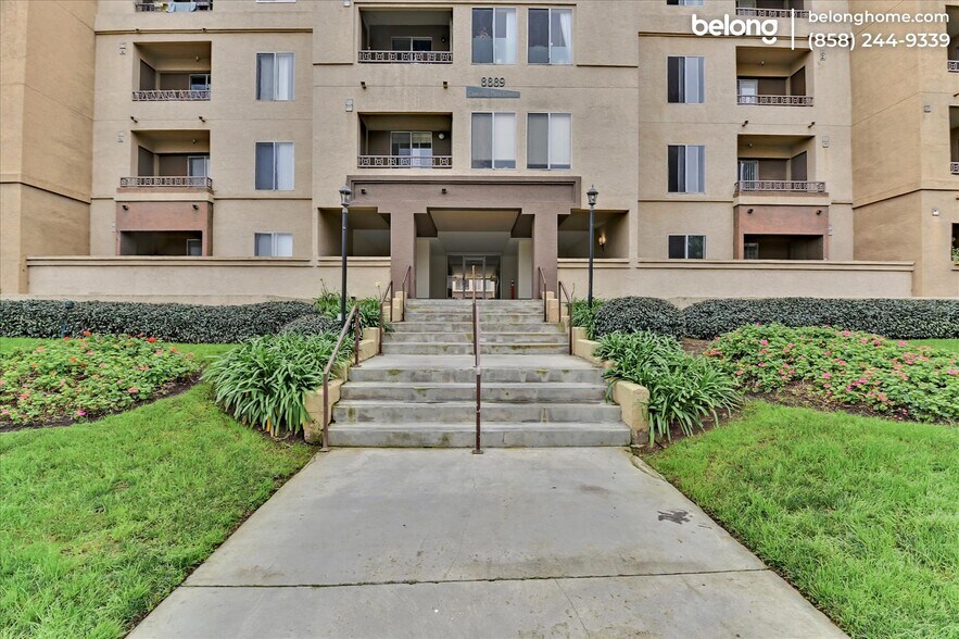 Building Photo - 8889 Caminito Plaza Centro