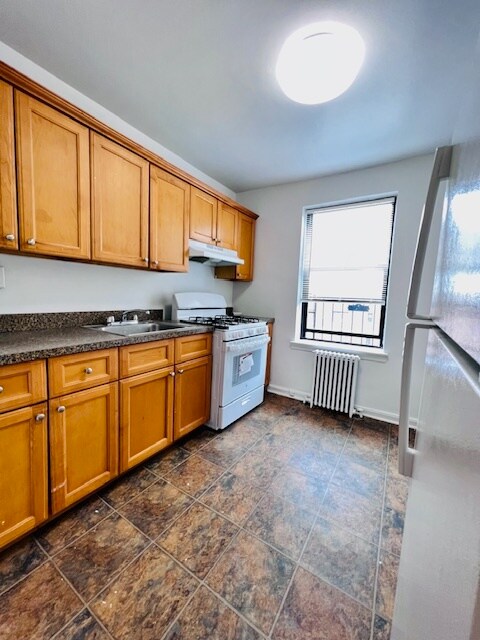 Building Photo - 150 Union Ave