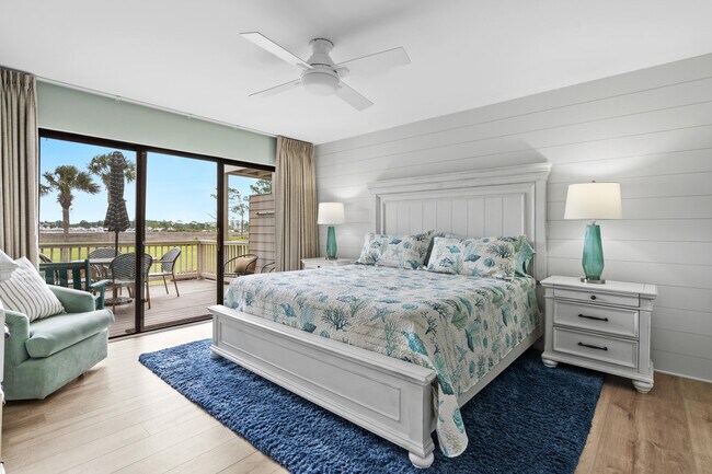 Building Photo - 814 Harbour Point Dr