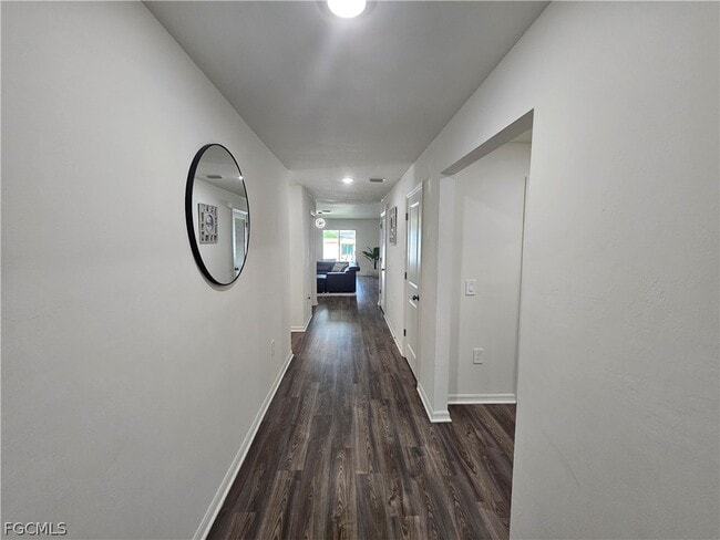 Building Photo - 2425 NE 7th Pl