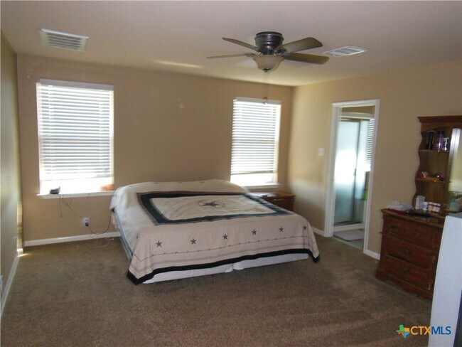 Building Photo - 2147 Brinkley Dr