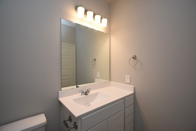 Building Photo - 2128 Port Jackson Dr