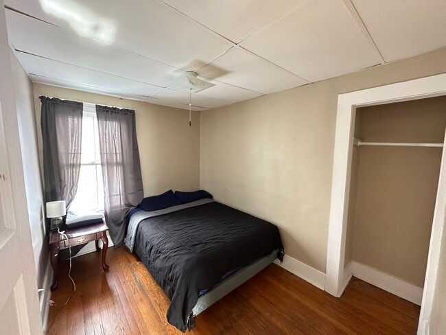 Building Photo - Grumbach Ave