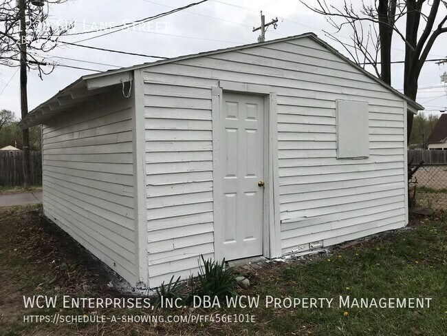 Building Photo - 1228 SW Lane St