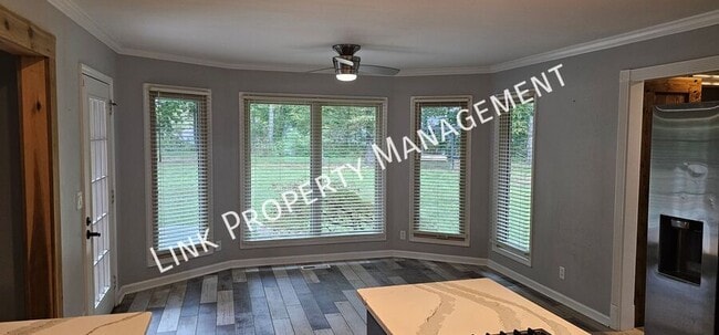 Building Photo - 7701 Elizabeth Way Dr