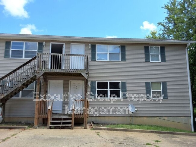 Building Photo - 355 Elmwood Dr