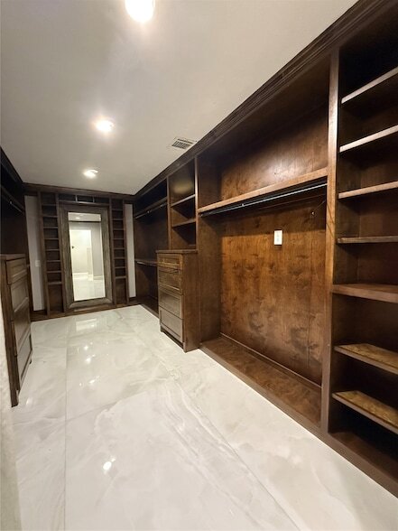 Building Photo - 4406 Mallard Dr