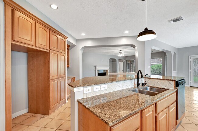 Building Photo - 15510 Marble Canyon Way