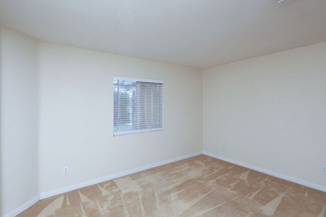 Building Photo - 26400 Castle Ln