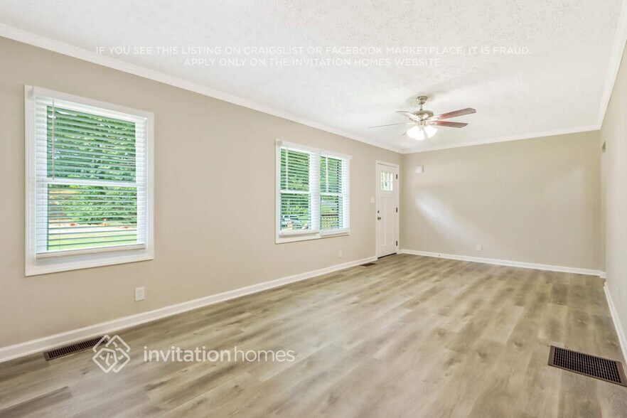 Building Photo - 2497 Brentwood Rd