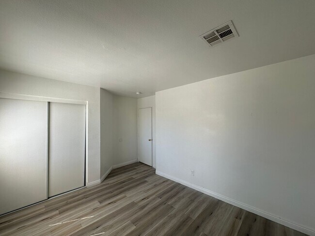 Building Photo - ARBOR GATE 2 AMD