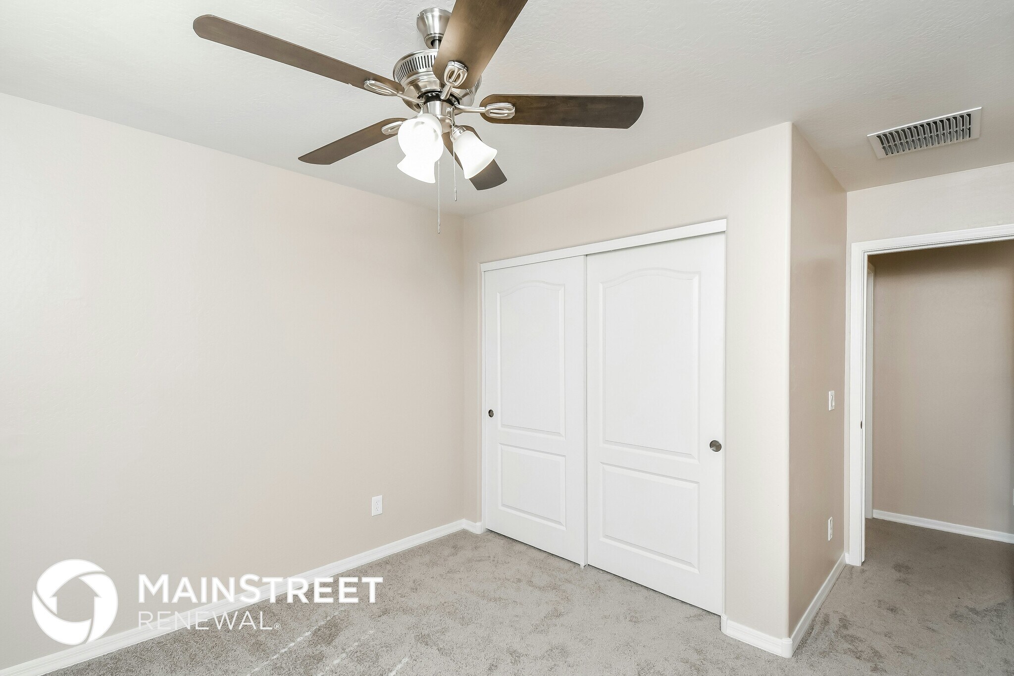 Building Photo - 4055 E Tulsa St