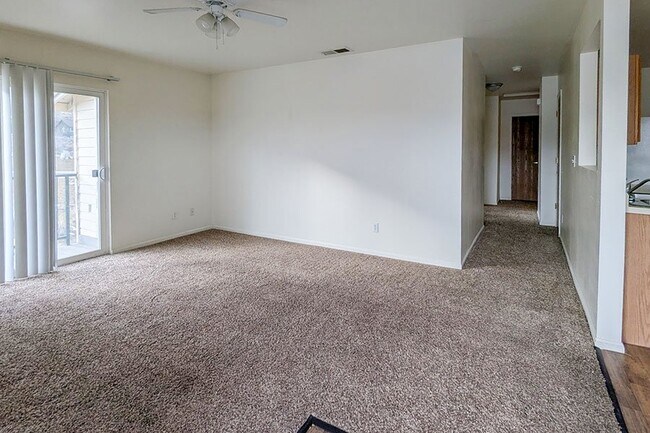 Building Photo - Eagles Nest Apartments