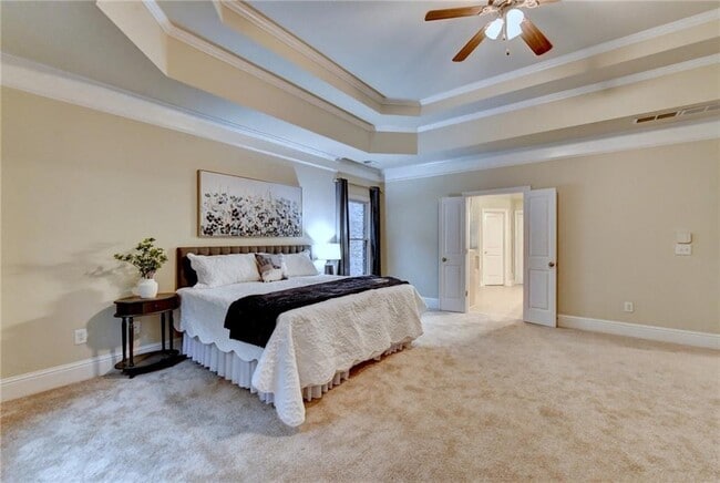Building Photo - 9848 Talisman Dr
