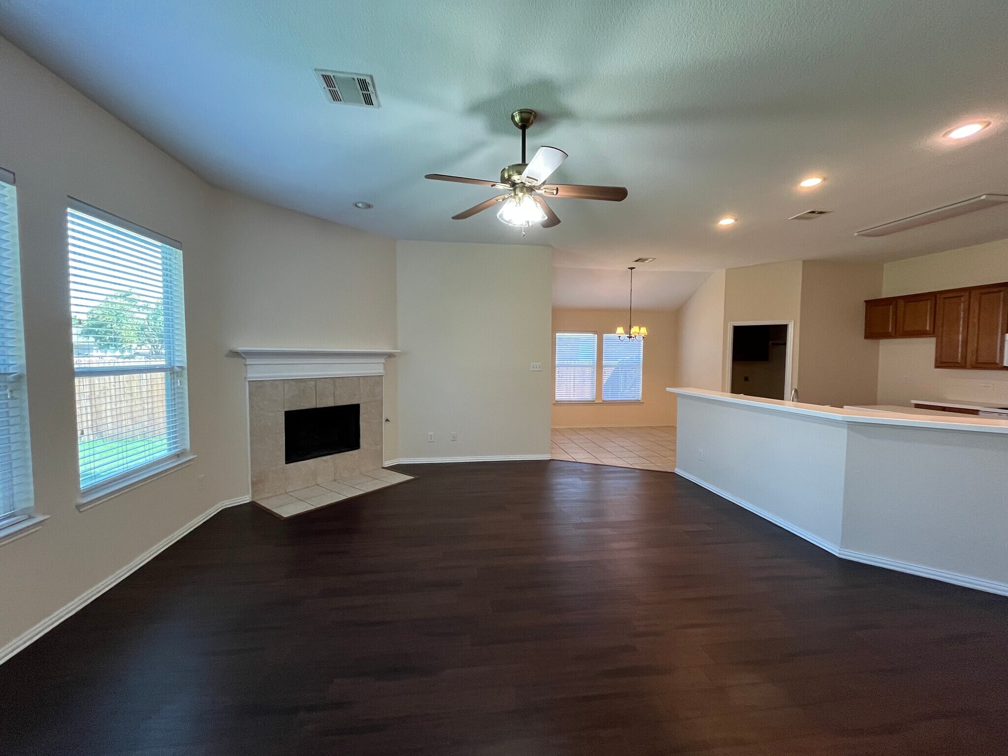 Building Photo - 112 Cherrytree Trl