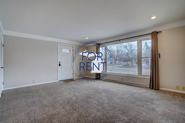 Building Photo - 635 Oda St