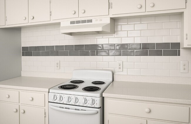 Building Photo - 5470 Military Dr W