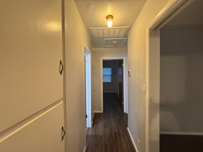 Building Photo - SPACIOUS & CLEAN HOUSE! OFF 5th & K St: Upgraded 3BR 1BA w/Large yard & 2 car garage!