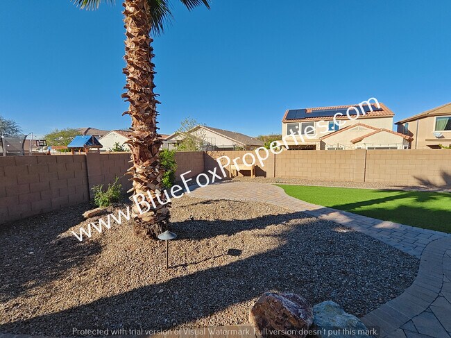 Building Photo - 11007 E White Sage Dr