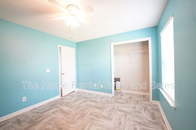 Building Photo - 134 Mustang Dr