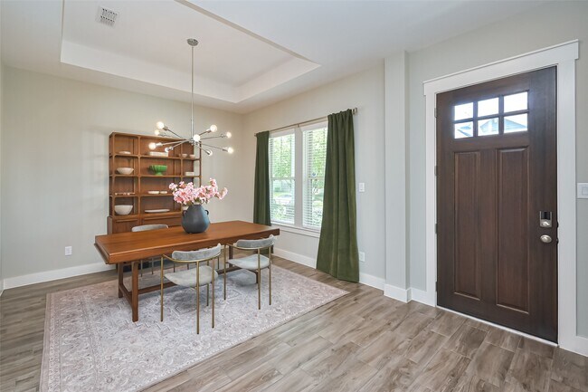 Building Photo - 17026 Canosa Dr