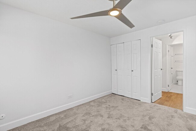 Building Photo - Condo with Mountain Views Near Wash Park &...
