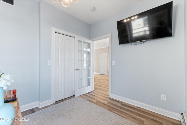 Building Photo - 3456 E Thistle Ave