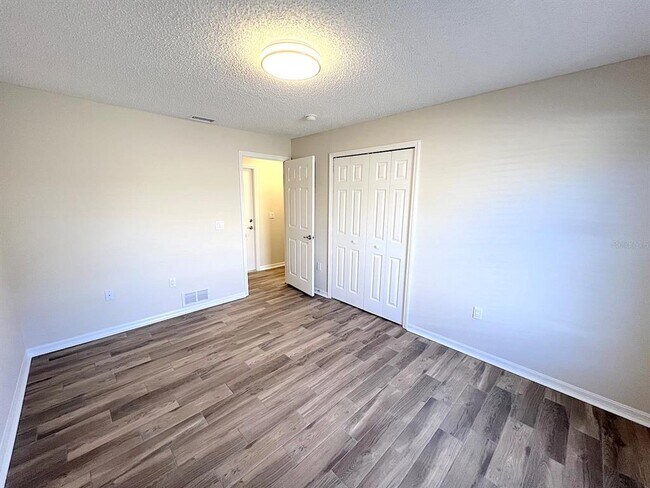 Building Photo - 48 Pennsylvania Ln