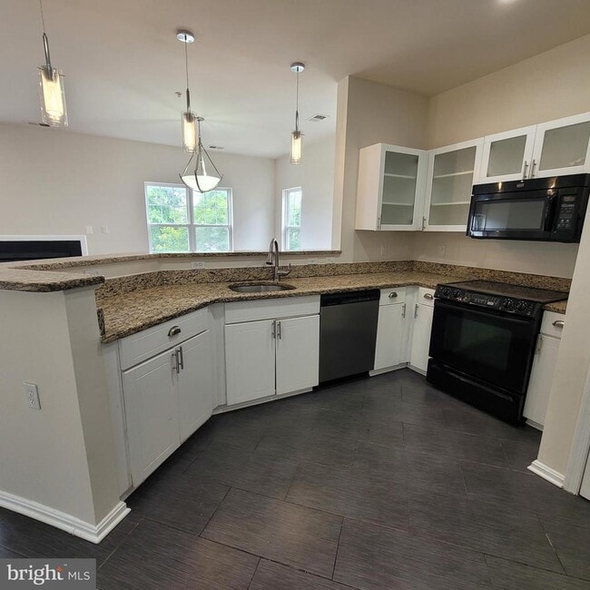 Building Photo - 3032 Bellamy Way