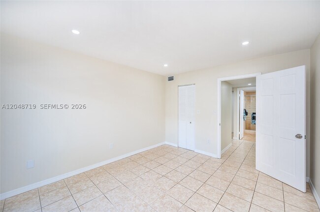 Building Photo - 7705 SW 86th St