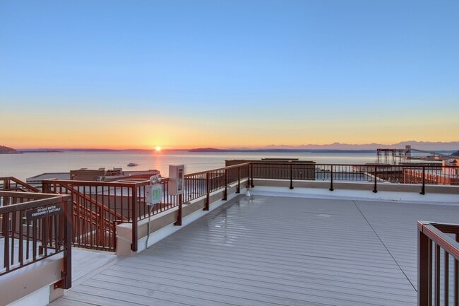 Interior Photo - H2O Apartments