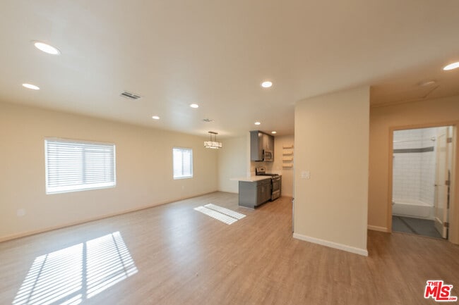 Building Photo - 7503 Camellia Ave