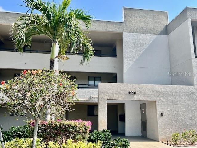 Building Photo - 1001 Islamorada Blvd